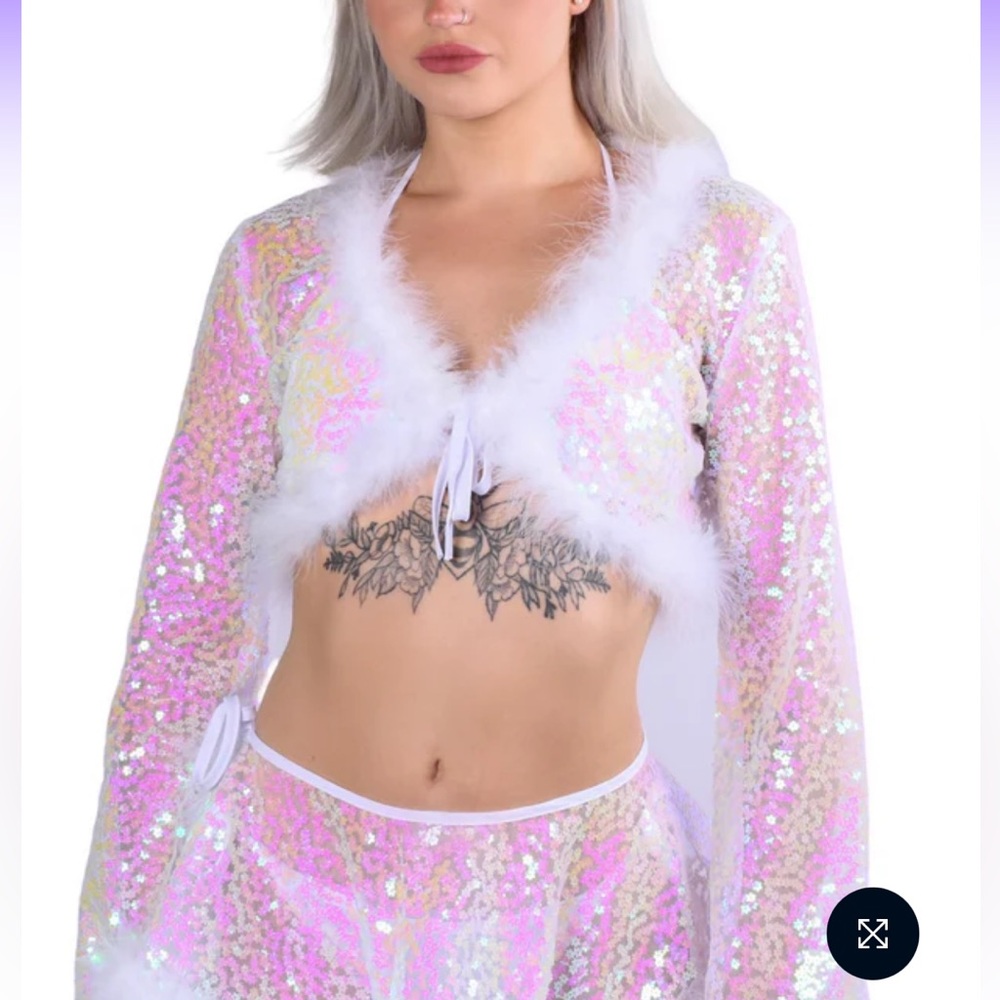 NWT 🤍🩷 Iridescent Sequin Crop Top with Feather Trim